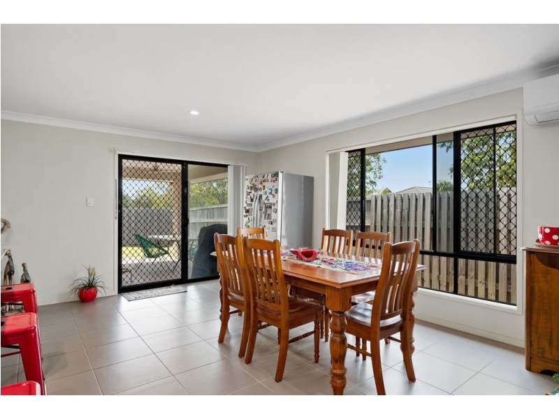 9 Melville Parade, North Lakes QLD 4509