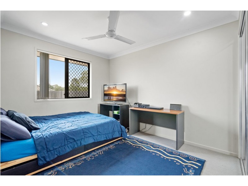 9 Melville Parade, North Lakes QLD 4509