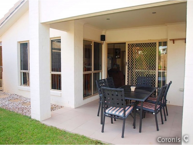 30 Lucas Street, Scarborough QLD 4020