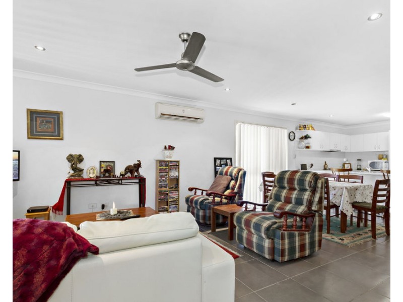 2 Tylah Street, Kallangur QLD 4503