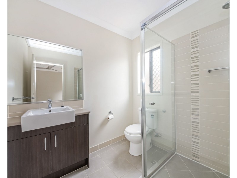 61 Cowen Terrace, North Lakes QLD 4509