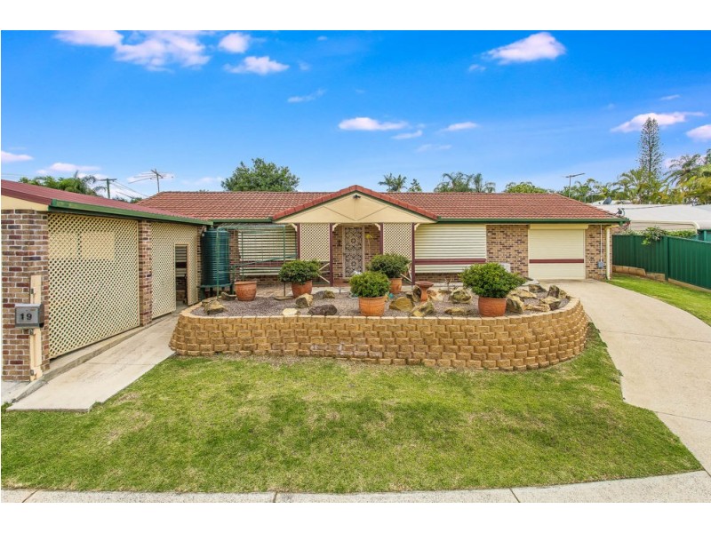 19 Huntington Drive, Kallangur QLD 4503