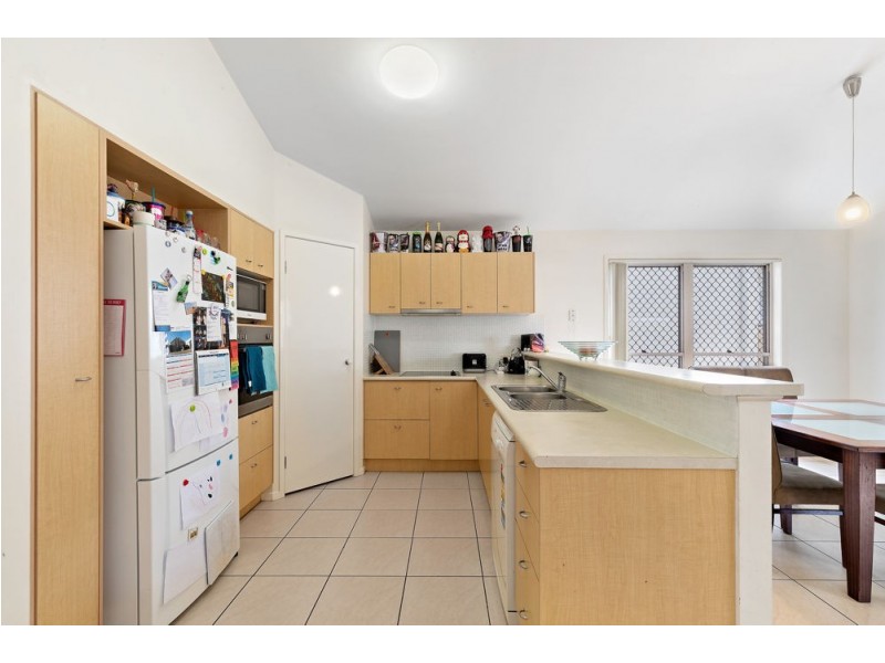 22 Pinnock Crescent, North Lakes QLD 4509