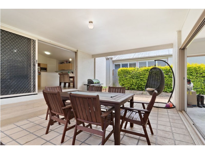 22 Pinnock Crescent, North Lakes QLD 4509