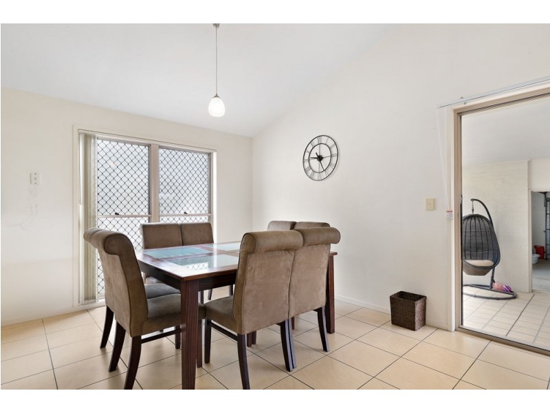 22 Pinnock Crescent, North Lakes QLD 4509