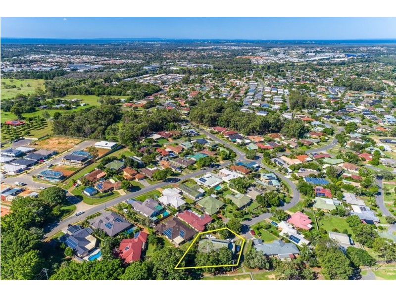 16 Forester Place, Kallangur QLD 4503