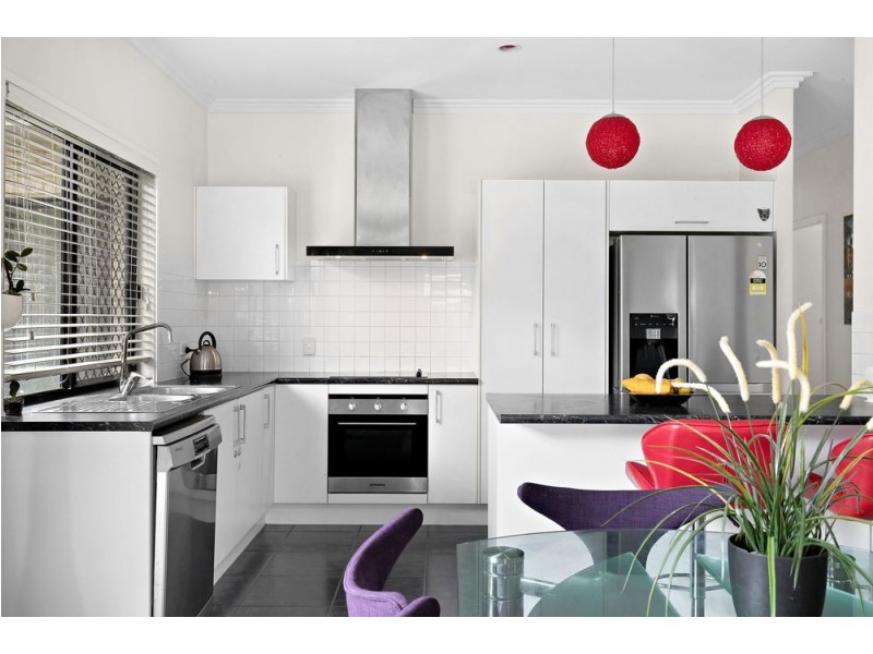 15 Freeman Street, North Lakes QLD 4509