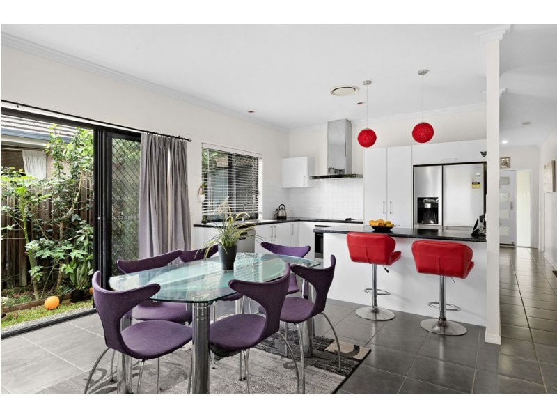 15 Freeman Street, North Lakes QLD 4509