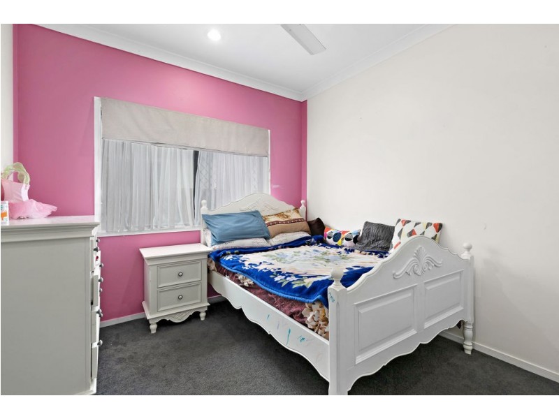 15 Freeman Street, North Lakes QLD 4509