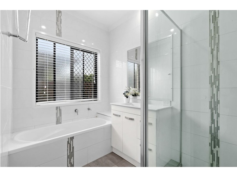 15 Freeman Street, North Lakes QLD 4509