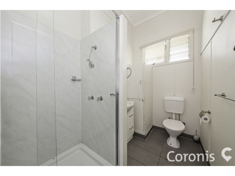 2/2 Baynes Street, Margate QLD 4019