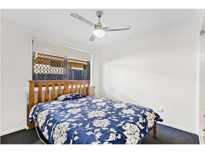 33 Lorikeet Parade, Dakabin QLD 4503