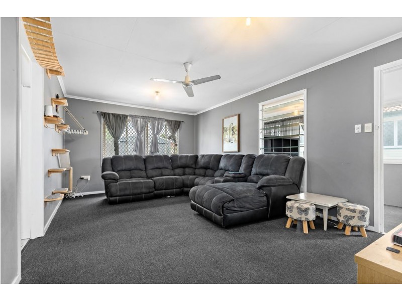 17 Hurrell Street, Clontarf QLD 4019
