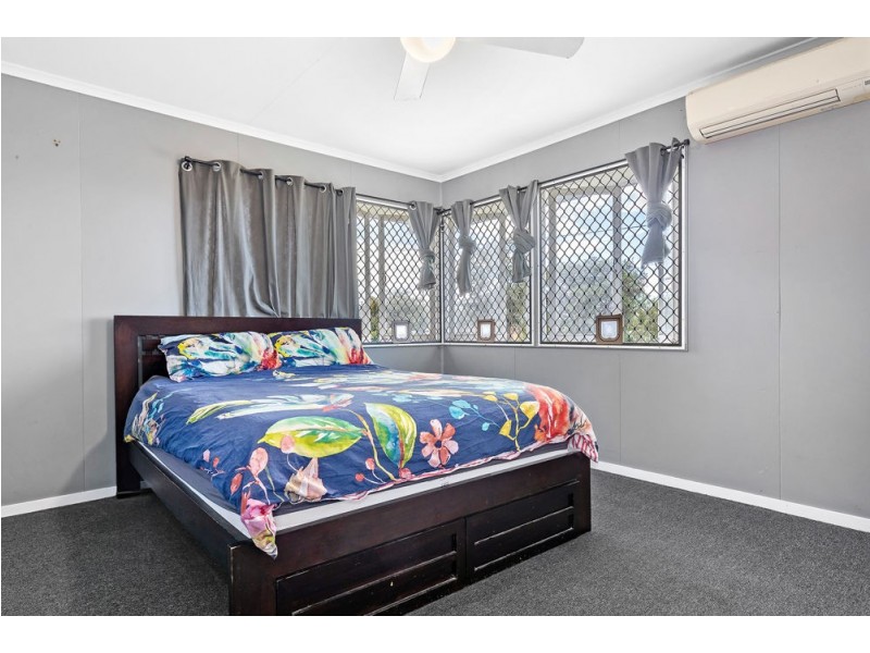 17 Hurrell Street, Clontarf QLD 4019