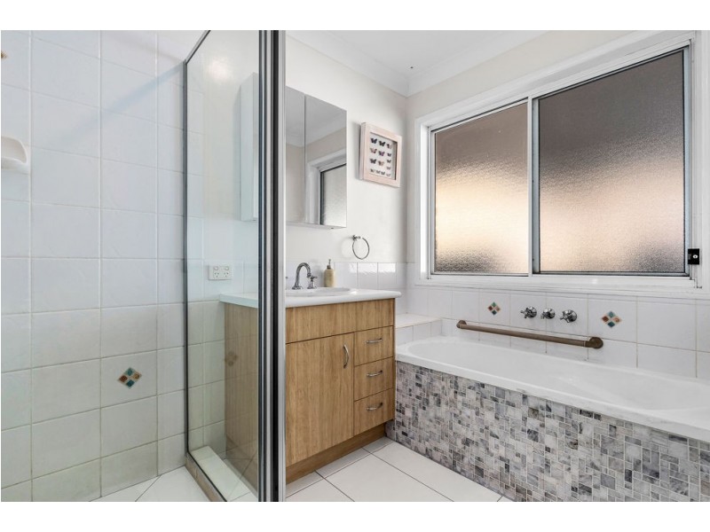 5 Leichhardt Street, North Lakes QLD 4509