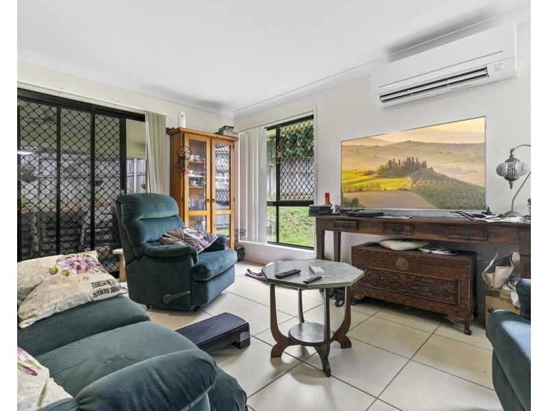 6 Crestwood Court, Kurwongbah QLD 4503