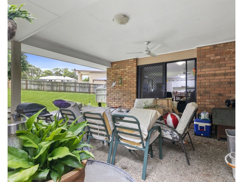 6 Crestwood Court, Kurwongbah QLD 4503