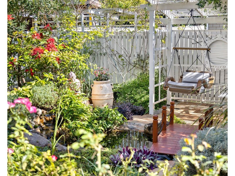 3 Marine Parade, Redcliffe QLD 4020