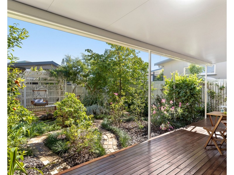 3 Marine Parade, Redcliffe QLD 4020