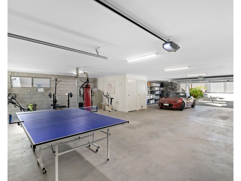 3 Marine Parade, Redcliffe QLD 4020