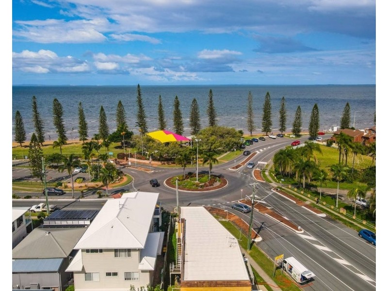 3 Marine Parade, Redcliffe QLD 4020