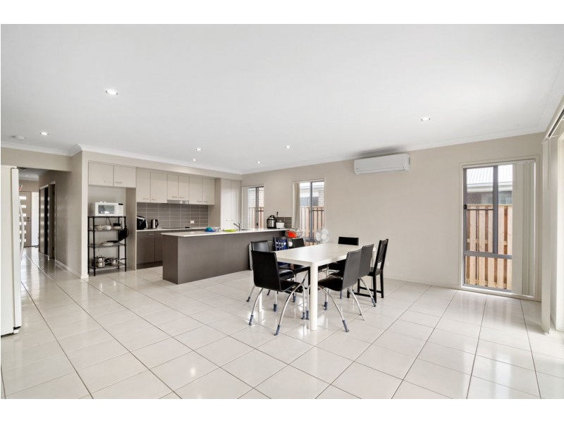 9 Japoon Street, North Lakes QLD 4509