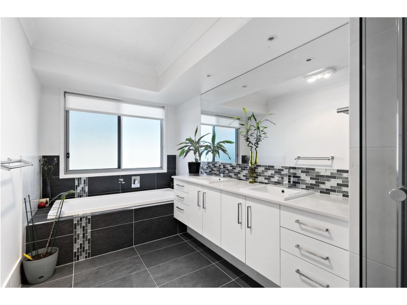 5 Reserve Court, Murrumba Downs QLD 4503