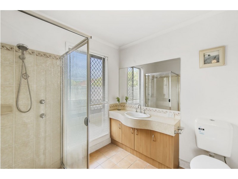 4 Hepburn Street, North Lakes QLD 4509