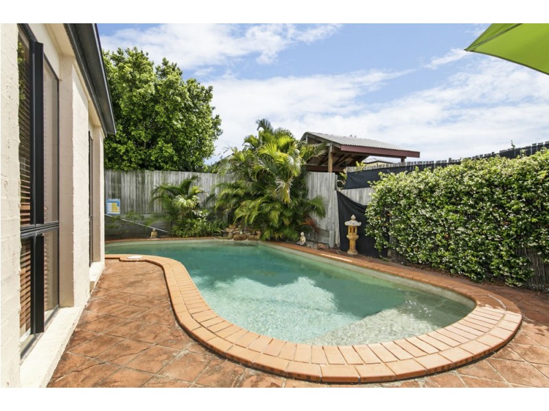 4 Hepburn Street, North Lakes QLD 4509