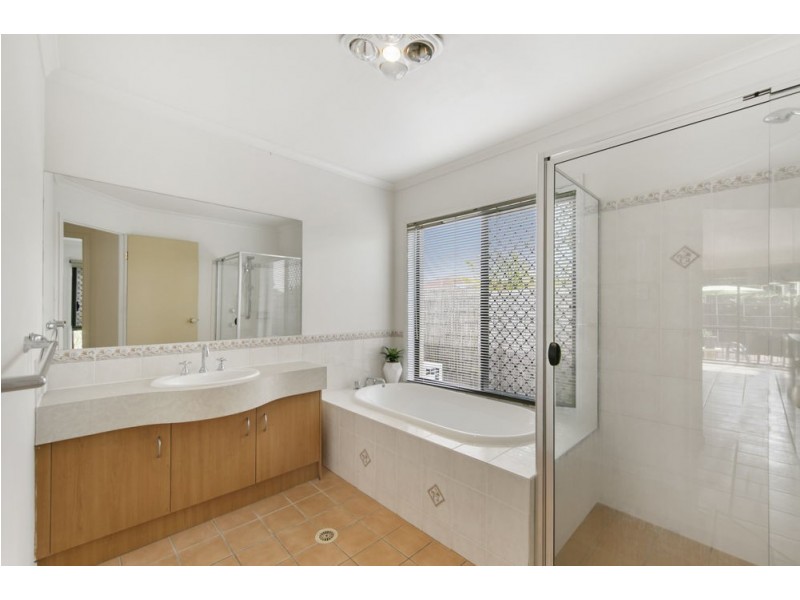 4 Hepburn Street, North Lakes QLD 4509