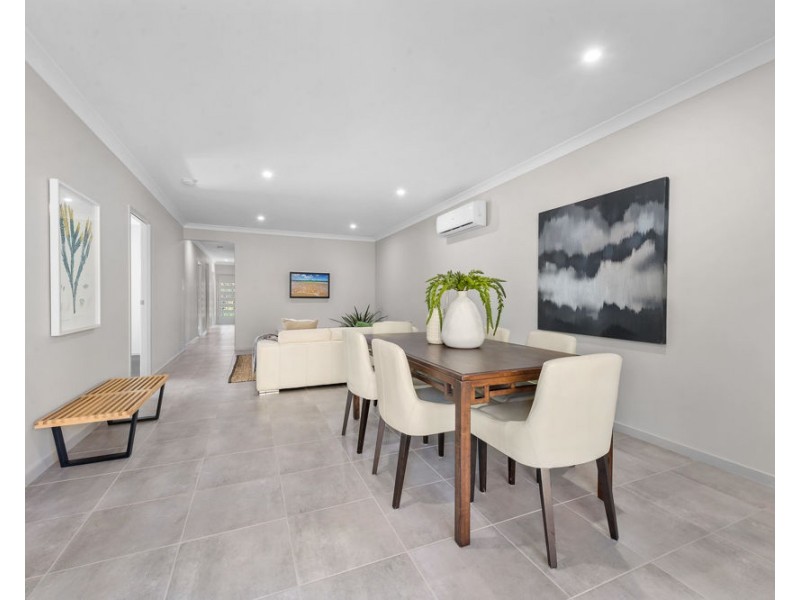 49 Darwin Circuit, North Lakes QLD 4509