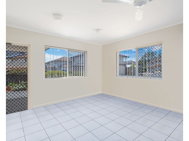 4/71-77 Goodfellows Road, Kallangur QLD 4503