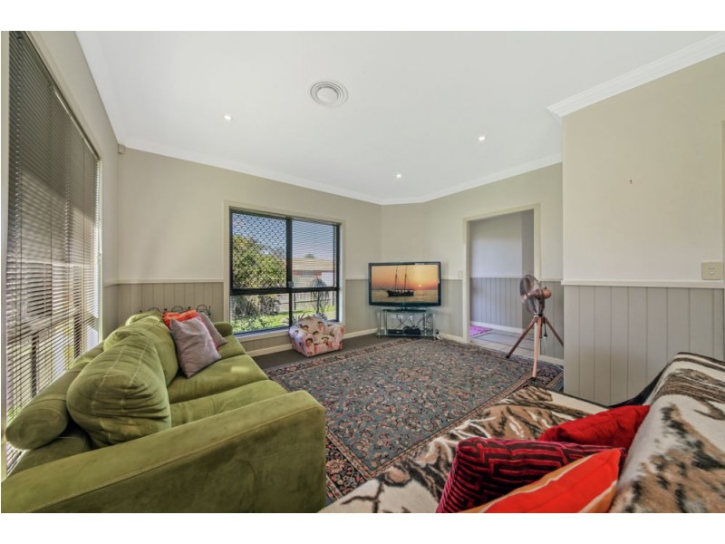 48 Michael Avenue, Morayfield QLD 4506