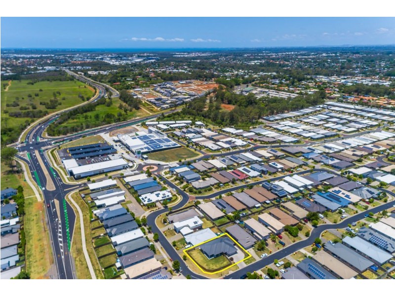 32 Braxlaw Cres, Dakabin QLD 4503