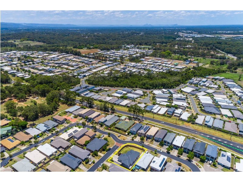 32 Braxlaw Cres, Dakabin QLD 4503