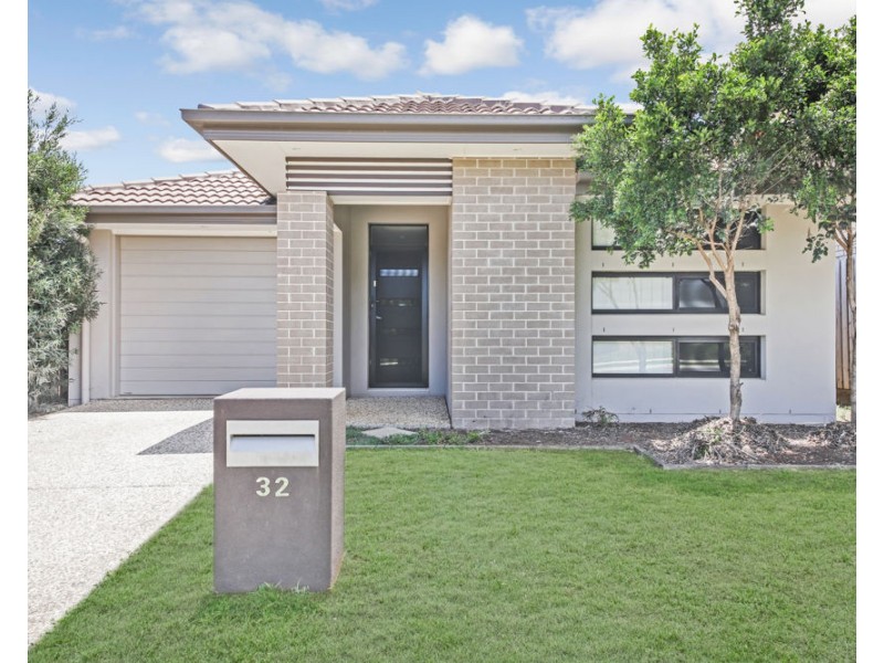 32 Madison Avenue, North Lakes QLD 4509