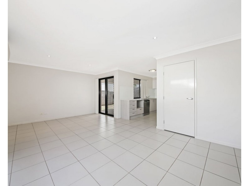 32 Madison Avenue, North Lakes QLD 4509