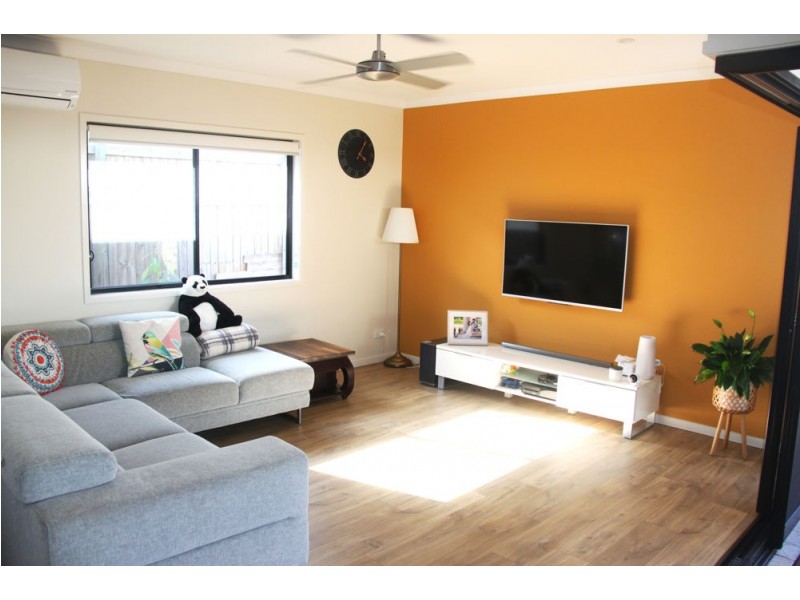 35 Attenborough Circuit, North Lakes QLD 4509