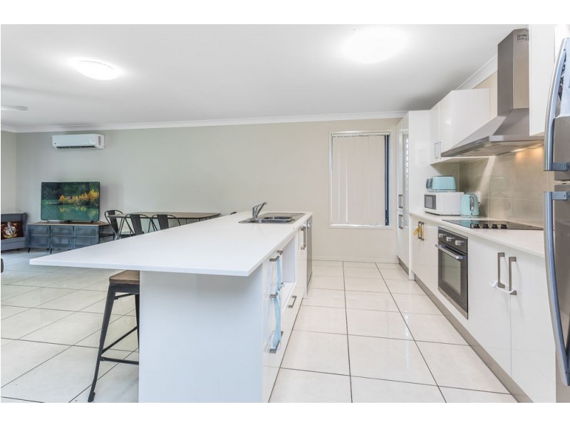 11 Tahr Place, Dakabin QLD 4503