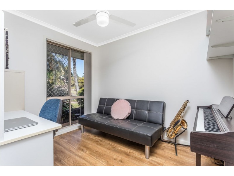 81 Rue Montaigne, Petrie QLD 4502