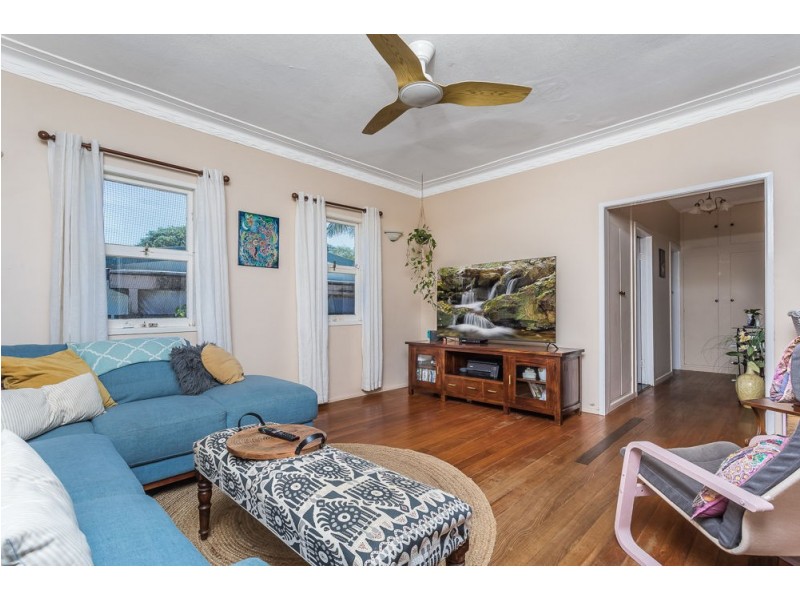 19 Roma Street, Scarborough QLD 4020