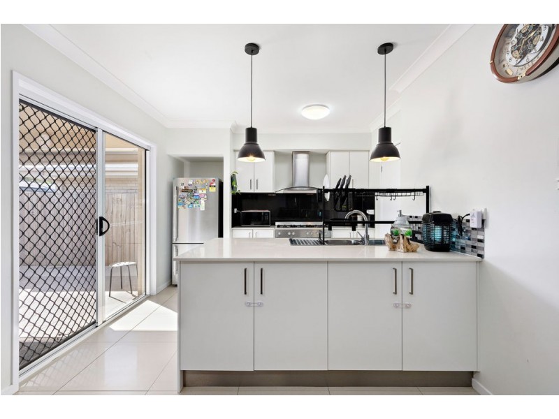 North Lakes QLD 4509