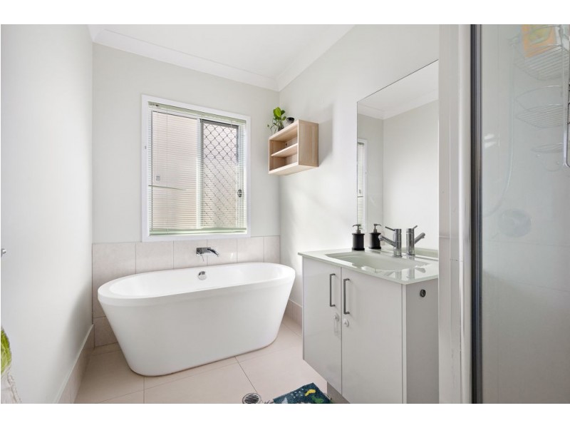 North Lakes QLD 4509