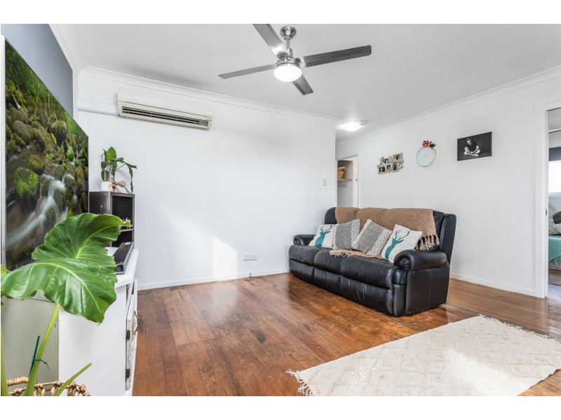 20 Crest Street, Kallangur QLD 4503