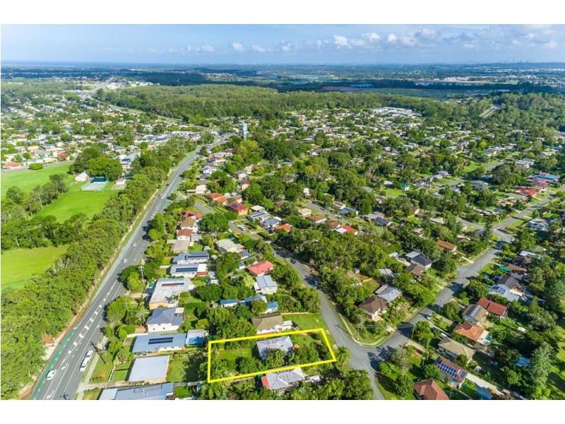 20 Crest Street, Kallangur QLD 4503