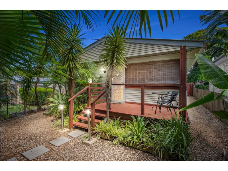 19 Livermore Street, Redcliffe QLD 4020