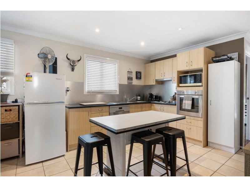 19 Livermore Street, Redcliffe QLD 4020