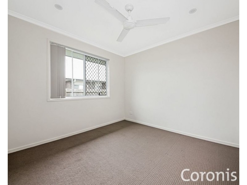 2/14A Mint Crescent, Griffin QLD 4503