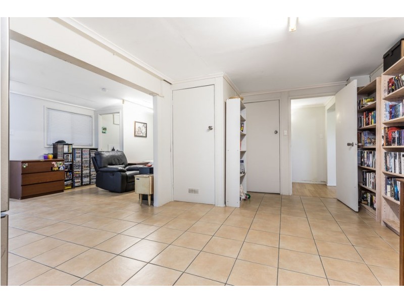 5 Minstrel Street, Kallangur QLD 4503