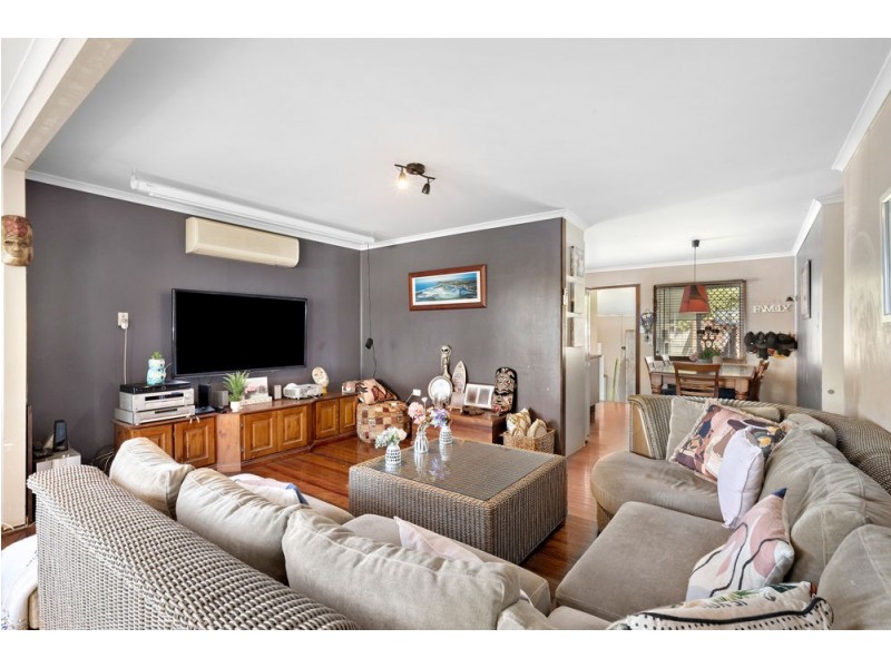 175 Samsonvale Road, Strathpine QLD 4500